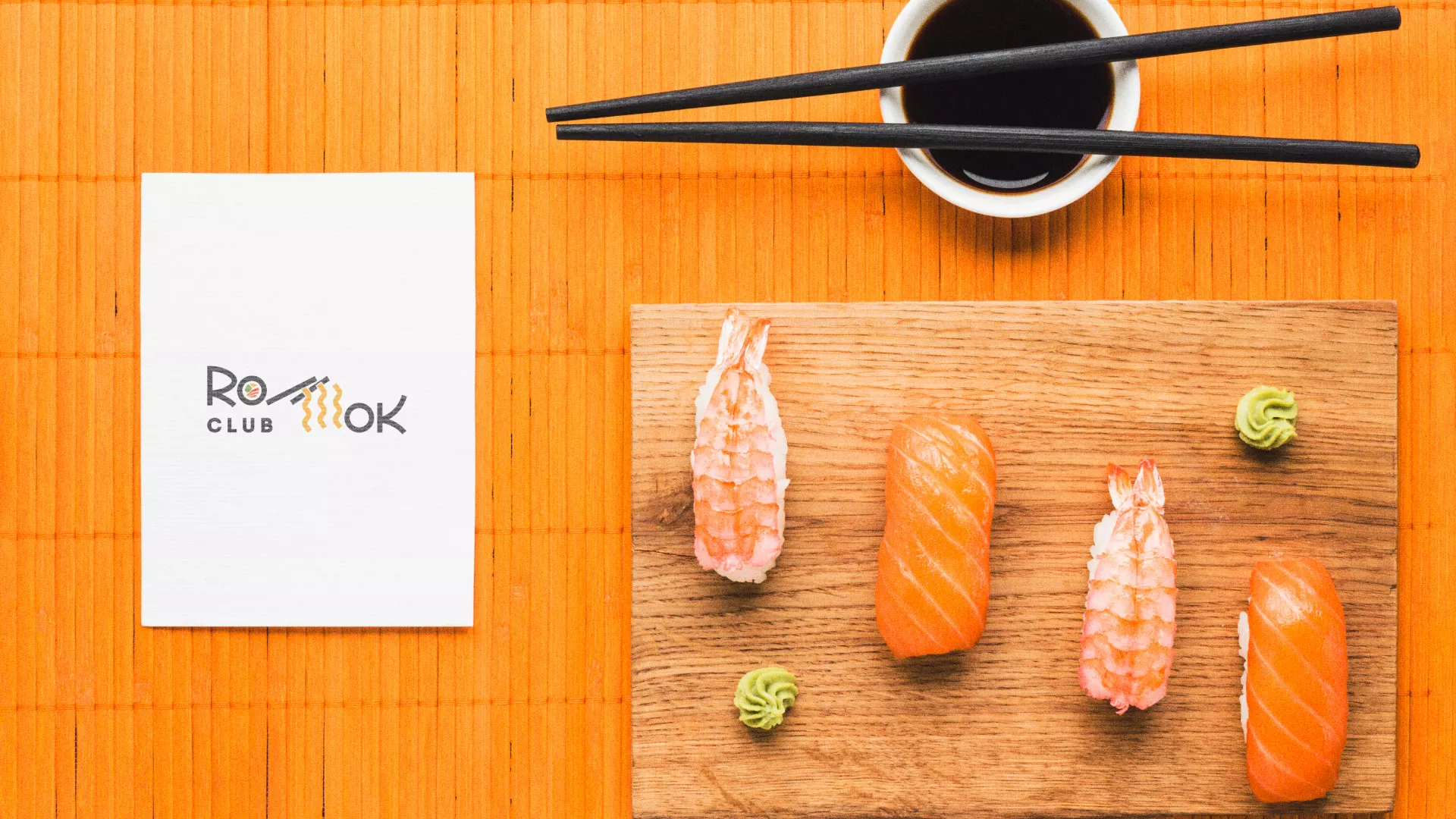 Создание логотипа суши-бара «Roll Wok Club» в Кологриве